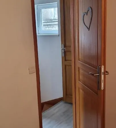 Maison De Luxe Centre Avec 6 Lits Et Garage فيلة *